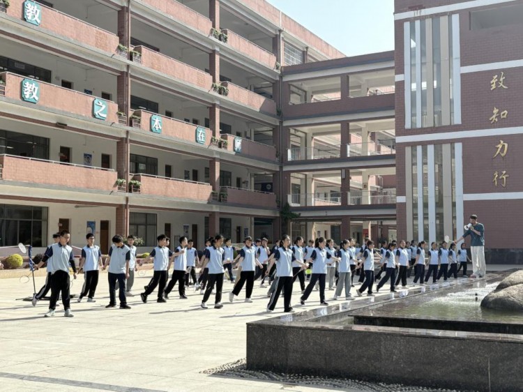 魔镜AI……体育课都这么科幻了电竞竞猜下载吗——学校体育改革调研之二(图6)